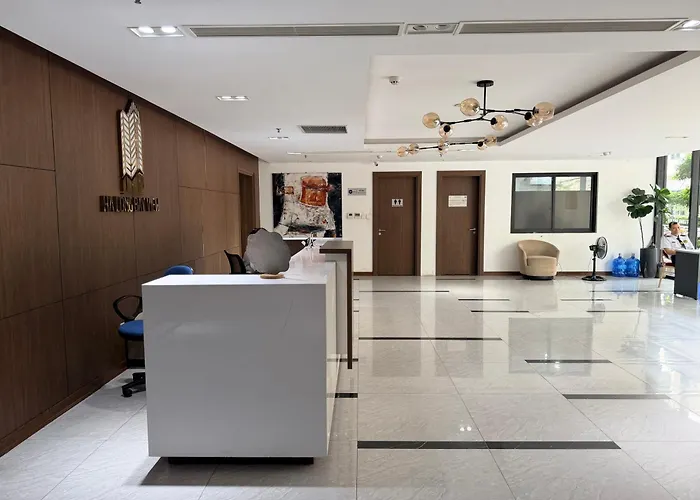 Căn hộ 2br - Spacious & Modern - Near Center