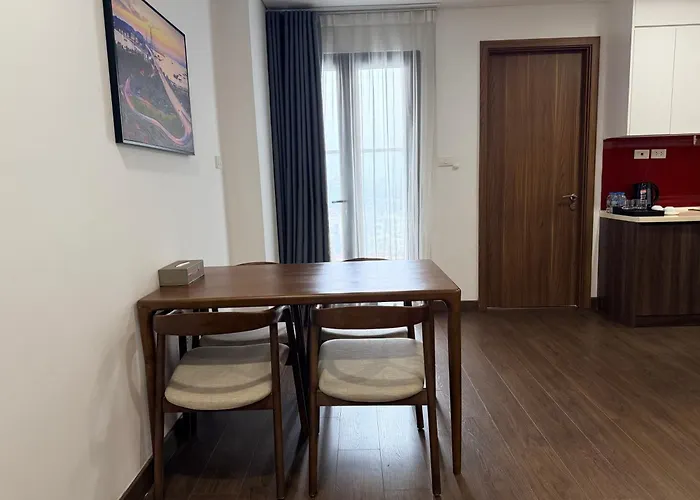 Apartment 2br - Spacious & Modern - Near Center Ha Long