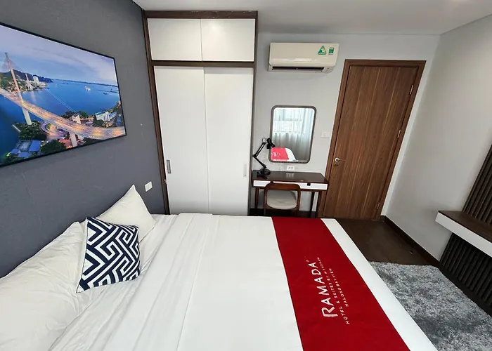 2br - Spacious & Modern - Near Center * Ha Long